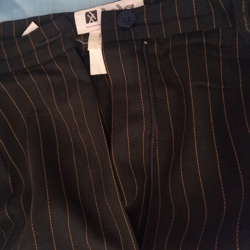 Elegant black suit with thin yellow stripes size 42 used by Lola