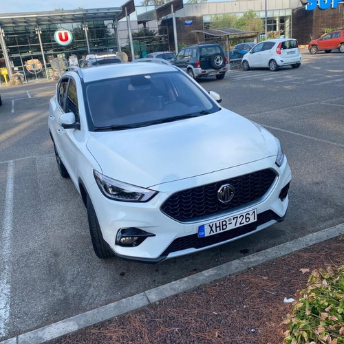 Mg ZS SUV 2024 like new, manual, petrol, 50,000 km, white