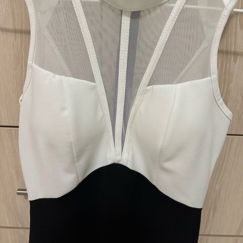 Dress one size used, elastic in excellent condition