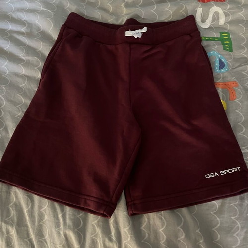 Children's maroon GSA bermuda shorts like new, size 14