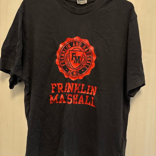 Franklin & Marshall T-shirt used, size M, black and red