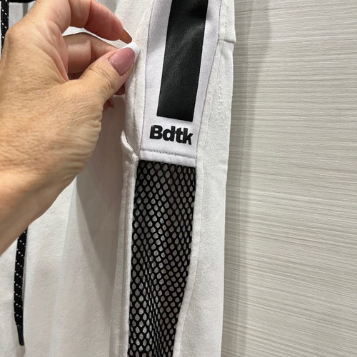 BodyTalk women's white sweatpants new, size M