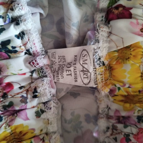 Smart floral set for girls 10 years old like new, high-waisted pants and crop top