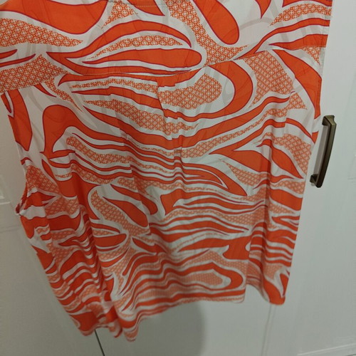 Top Laura Torelli like new, white and red viscose fabric, size XL