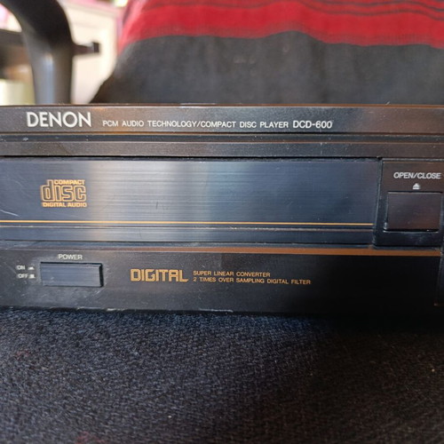 Denon DCD-600 Compact Disc Player used vintage hi-fi PCM Audio