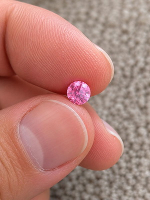 Pink Moissanite 1.00 ct Round Brilliant 6.5 mm GRA Certified