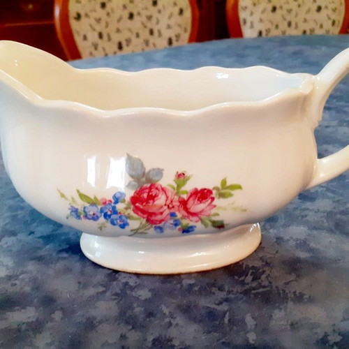 Vintage porcelain gravy boat RORSTRAND Sweden 1960