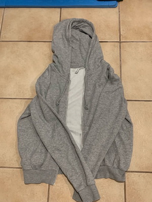 Women's gray cardigan like new, size medium