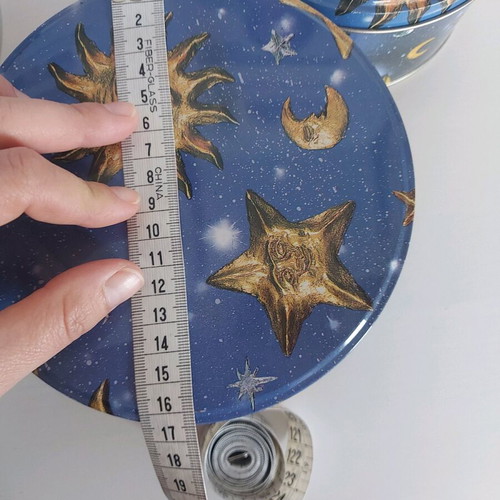Round tin boxes used, set of 3 pieces