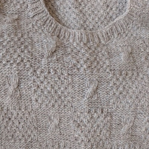 Hand Knitted Sweater like new, size M, beige, 100% wool