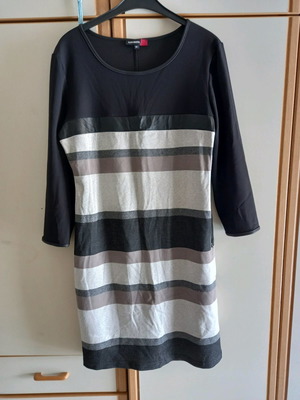 Donna Martha midi dress new, size 50, comfortable