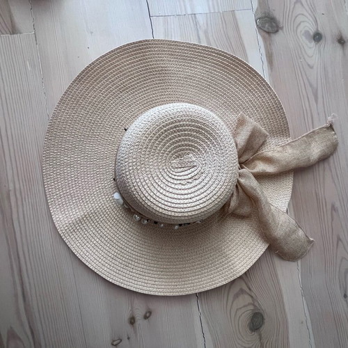 Hat beige natural paper like new, size S-M