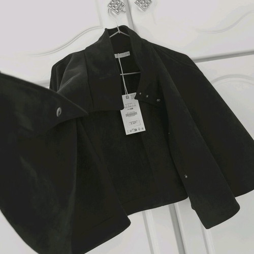 Women's short black suede cape Zara new, size M-L