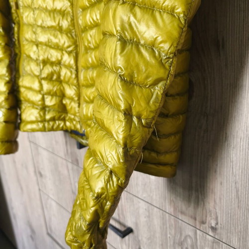 Mountain Hardwear Ghost Whisperer 2 used men's down jacket Small