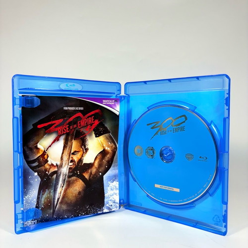 Blu-ray 300 Rise Of An Empire like new with English subtitles