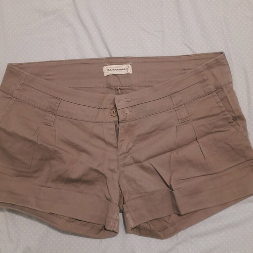 Caramella shorts size L like new