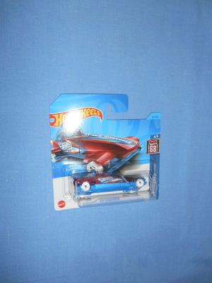 Hot Wheels Sports Ice Shredder new