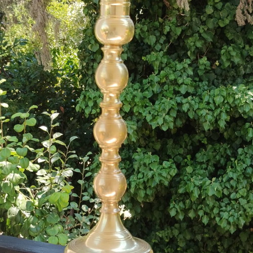 Brass Church Candleholder like new, decorative manual