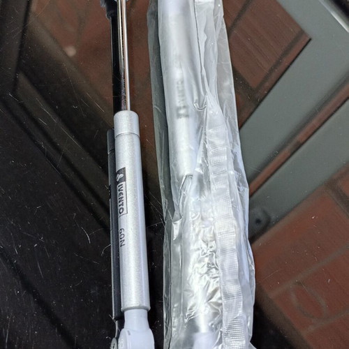 Ivento Gas Shock Absorber 60N New