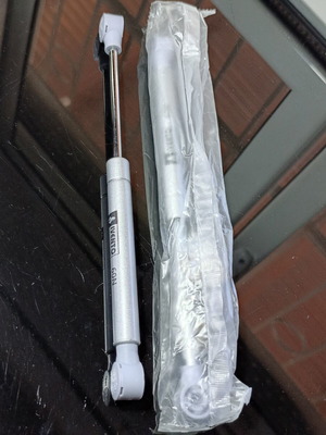 Ivento Gas Shock Absorber 60N New