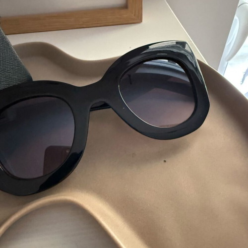 Pervedere sunglasses like new, black