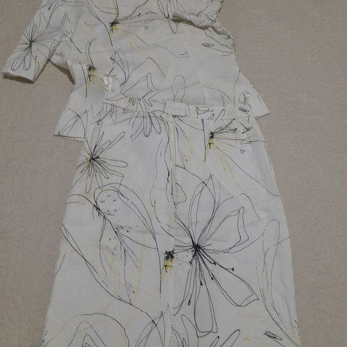 Women's linen set size M like new, shirt and skirt