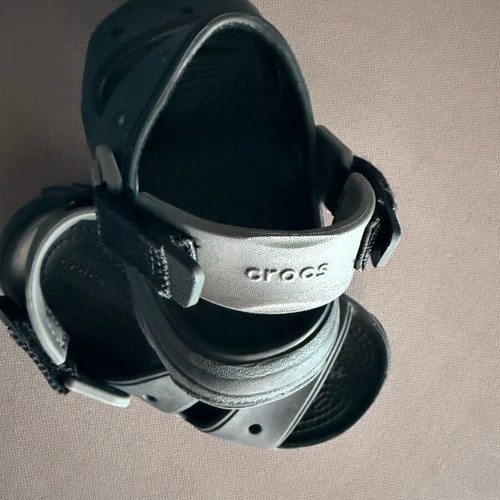 Crocs C11 like new condition
