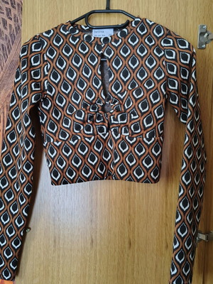 Bershka crop top sweater, brown patterned, size S