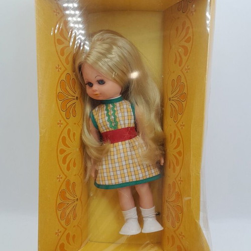 Ellen Vinyl Doll Retro Vintage like new