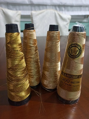 Au Papillon Embroidery Gold Threads, like new, 4 cones