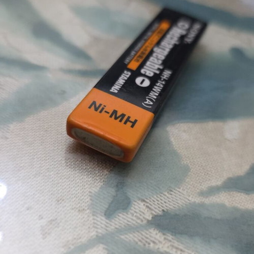 Sony Ni-MH 1350 mAh Rechargeable GumStick Battery NH-14WM used, untested