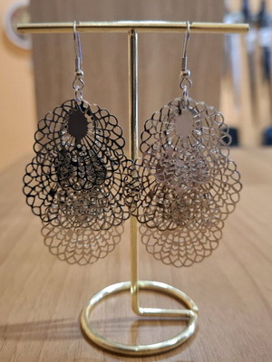 Handmade silver color dangling earrings 8 cm, new, very light