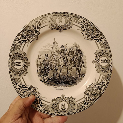Belgian shallow plates with Napoleon theme, set of 2, Boche la Louviere