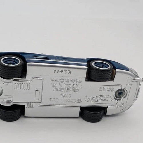 Hot Wheels Brick Shop '55 Mercedes-Benz 300 SL diecast model