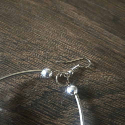 Earring used, one piece