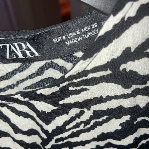 Mini φόρεμα Zara με zebra pattern σαν καινούργιο, μέγεθος S