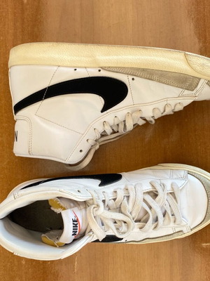 Nike Blazer Mid ’77 used, white-black, size 43