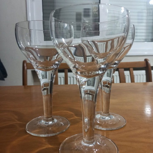 Set of 6 elegant glass cups 19 cm high like new