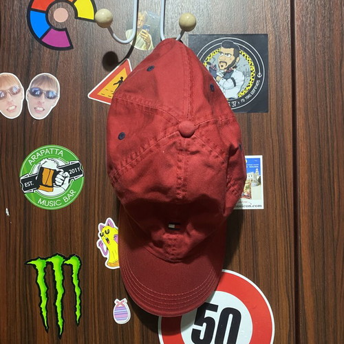 Tommy Hilfiger vintage cap, red