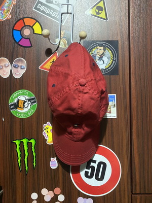 Tommy Hilfiger vintage cap, red