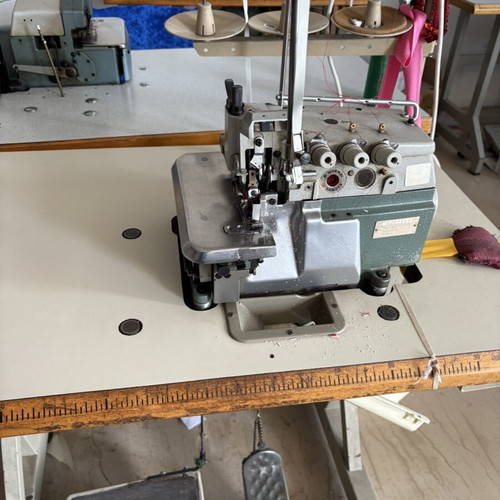 Sewing machines used, pack of 9 industrial and automatic models