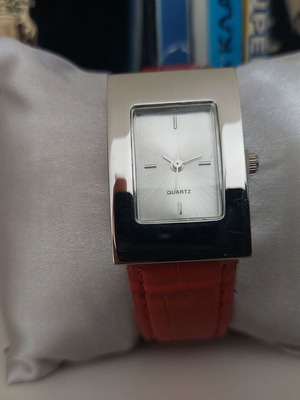 Organics women's watch red new