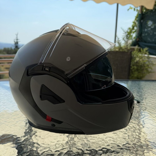 Flip-Up helmet like new