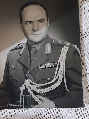 Φωτογραφία Ταξιάρχου σε άριστη κατάσταση