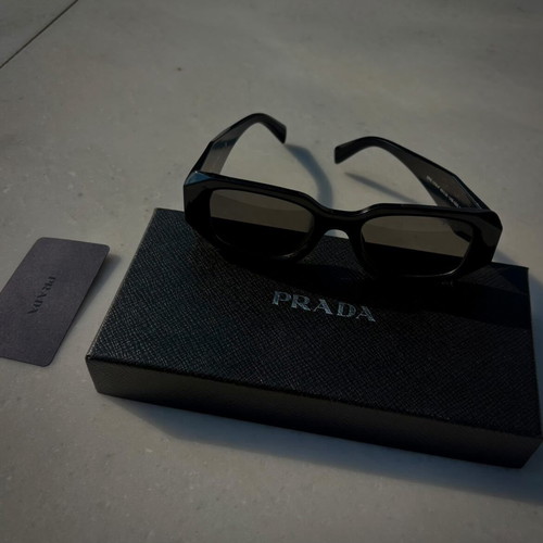 Sunglasses new, black, without case