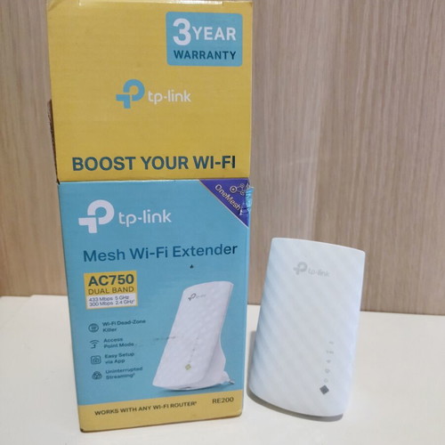 TP-Link RE200 AC750 Dual Band Wi-Fi Range Extender like new
