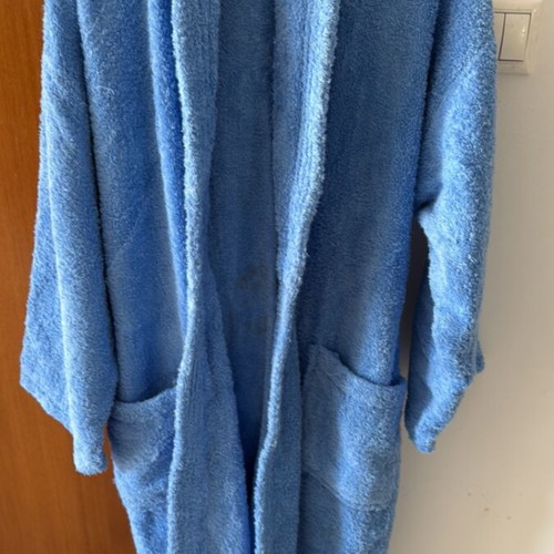 Blue bathrobe size medium like new