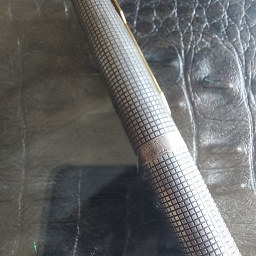 Parker 75 Ciselé vintage silver 925 pen like new with 14K nib