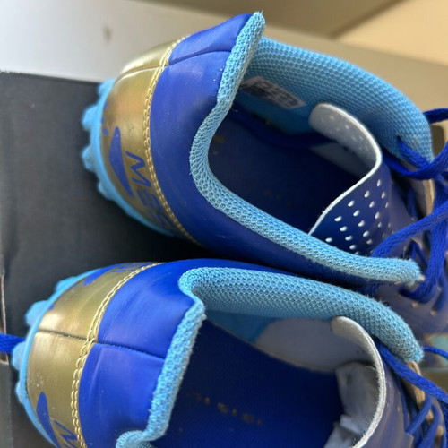 Adidas Messi football shoes used in very good condition