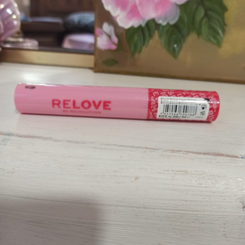 Revolution mascara black, new